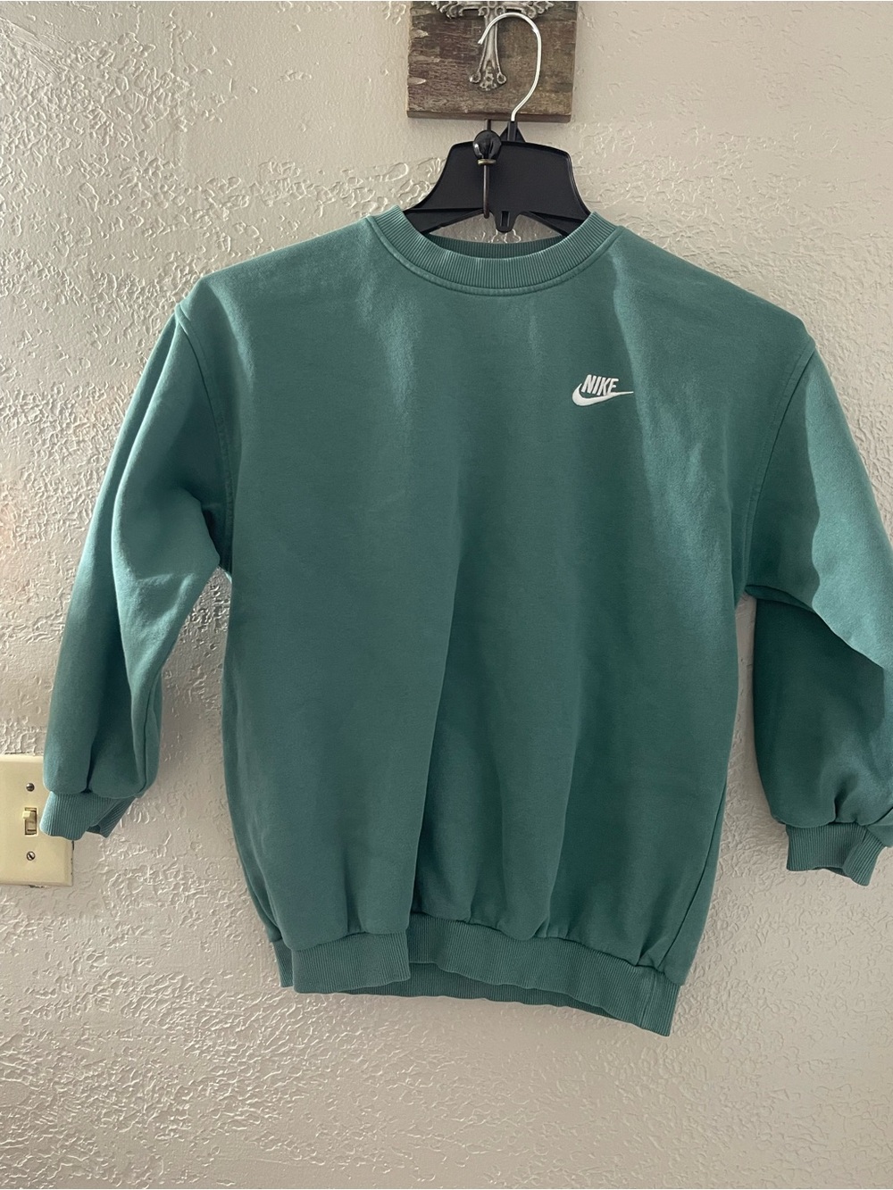 Nike Kids Teal Crewneck Sweatshirt with White Swoosh Large